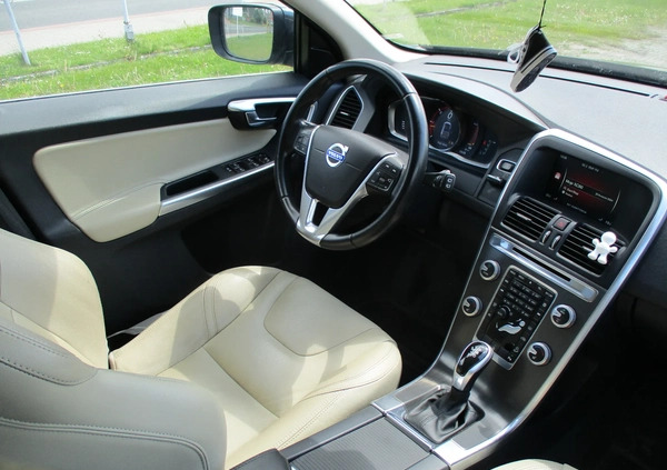 Volvo XC 60 cena 69900 przebieg: 205283, rok produkcji 2015 z Zelów małe 667